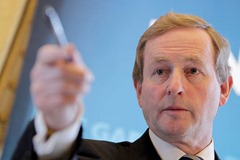 enda kenny credit maxwells photography